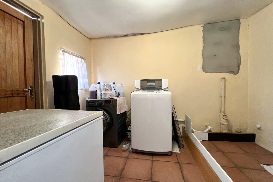 5 Bedroom Property for Sale in Vredekloof Western Cape